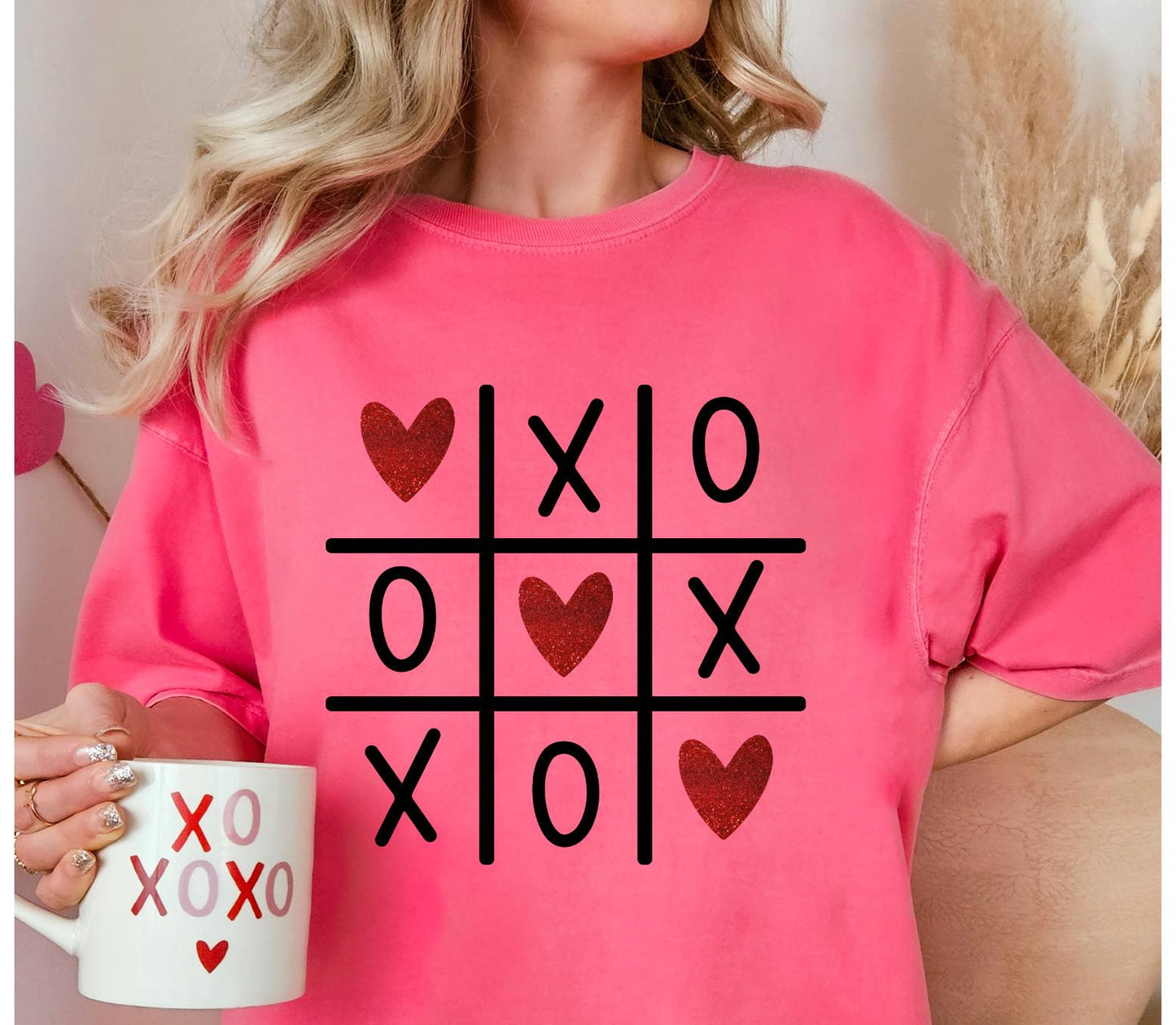 Valentine shirt-Valentines Day sweatshirt, XOXO sweatshirt, Valentines Day gift, Pink Valentines Day tshirt, glitter valentine